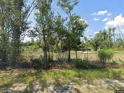 Jammie, YOUNGSTOWN, FL 32466