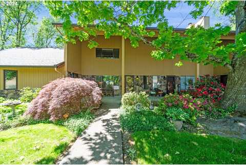 Chestnut, BEAVERTON, OR 97005