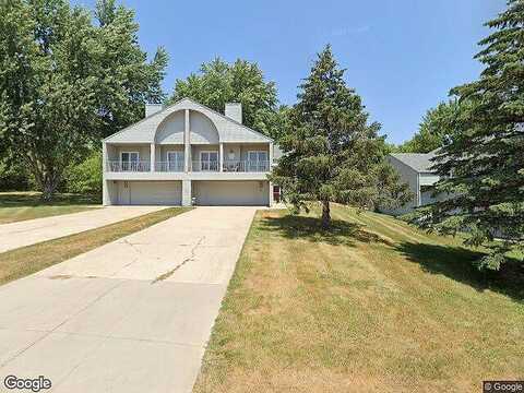 Tee, ROCHESTER, MN 55902