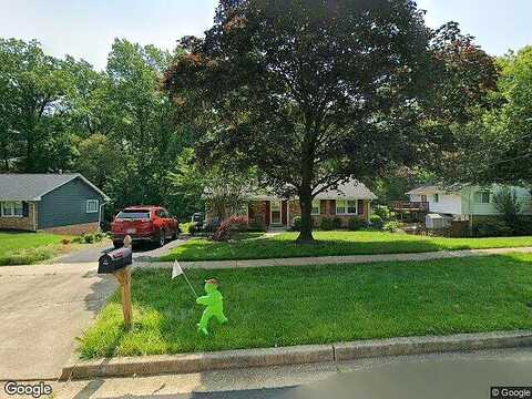 Pickett, FAIRFAX, VA 22032