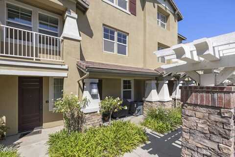 Via Presidio, CAMARILLO, CA 93012