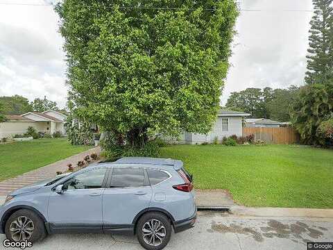 8Th, SAINT PETERSBURG, FL 33713