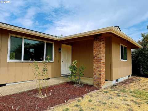 Plumtree, EUGENE, OR 97402