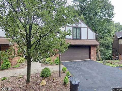 Rolling Hills, SEWICKLEY, PA 15143