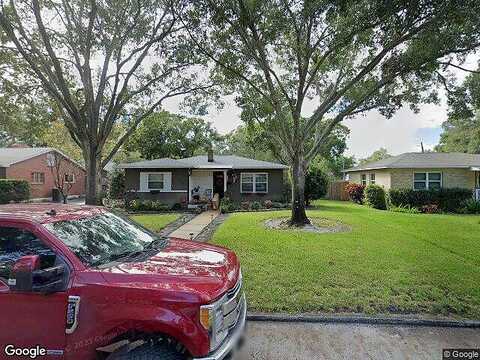 14Th, SAINT PETERSBURG, FL 33704