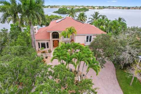 15Th, PEMBROKE PINES, FL 33029