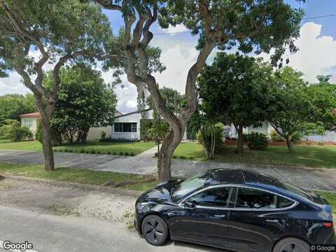 171St, NORTH MIAMI BEACH, FL 33162