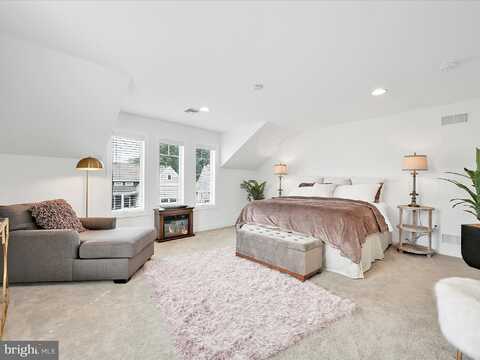 Mosaic, LEBANON, PA 17042