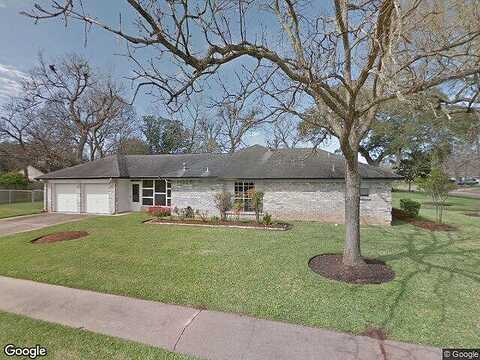 Banyan, LAKE JACKSON, TX 77566
