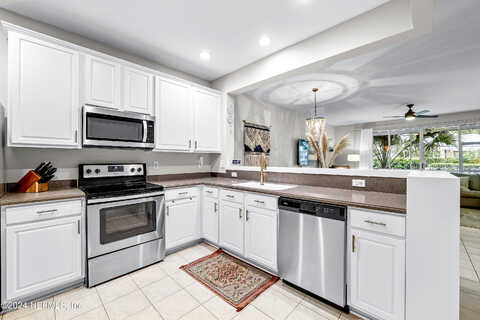 Stone Pond, JACKSONVILLE, FL 32224