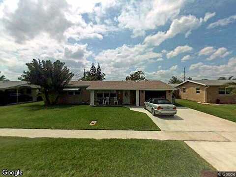 1St, DEERFIELD BEACH, FL 33441