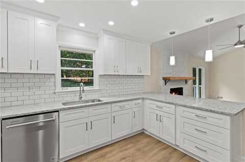 Haralson, DECATUR, GA 30033