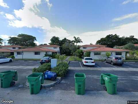 4Th, MIAMI, FL 33161