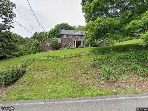 Long Crescent, BRISTOL, VA 24201