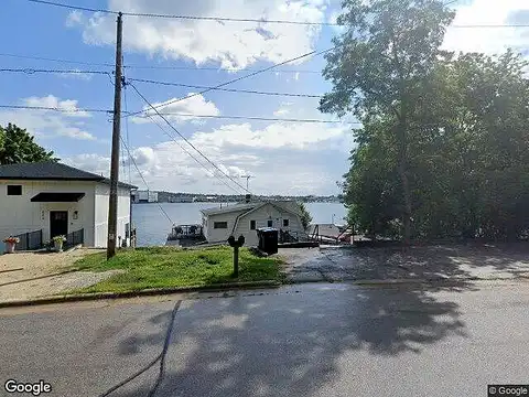 Hudson, STURGEON BAY, WI 54235