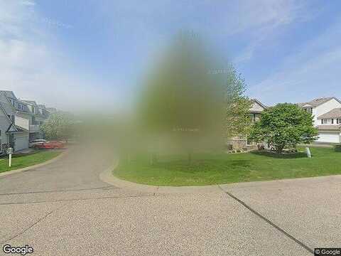 Pine Crest, COTTAGE GROVE, MN 55016