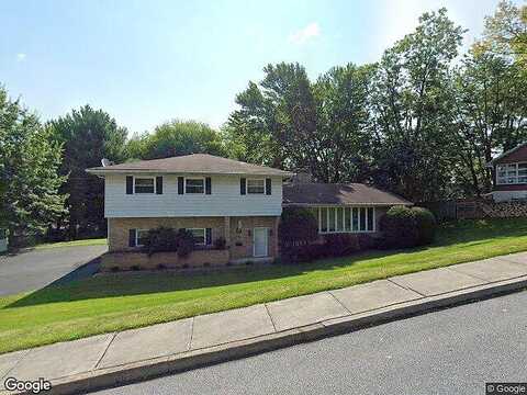 Adelia, MIDDLETOWN, PA 17057