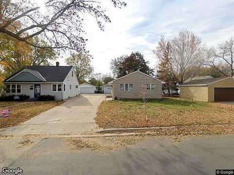 Johanna, WILLMAR, MN 56201