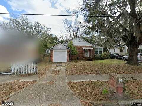 Chestnut, JACKSONVILLE, FL 32208