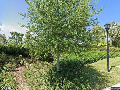 Avila Lakes, WIMAUMA, FL 33598