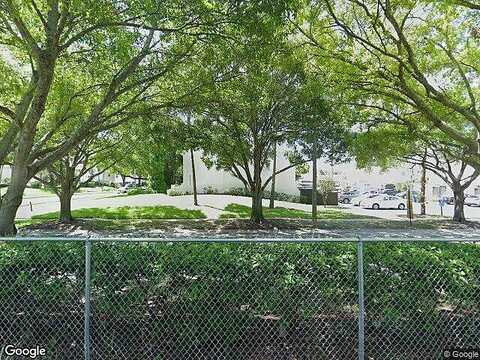 La Villa, TAMPA, FL 33611