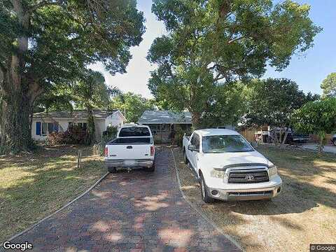 35Th, SAINT PETERSBURG, FL 33713