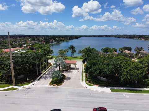 24Th, PEMBROKE PINES, FL 33029