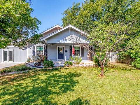1St, BROWNWOOD, TX 76801