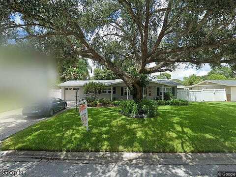 85Th, SAINT PETERSBURG, FL 33702