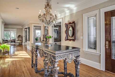 E Lake Of The Isles Pkwy, Minneapolis, MN 55405