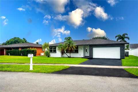 26Th, DAVIE, FL 33328