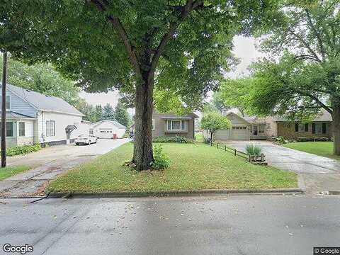 Clarks, WINONA, MN 55987