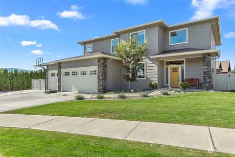 Laurie, WENATCHEE, WA 98801