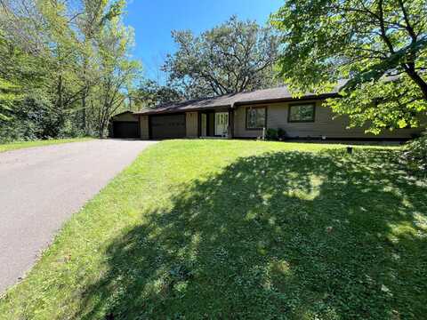 Eaglewood, SHAKOPEE, MN 55379