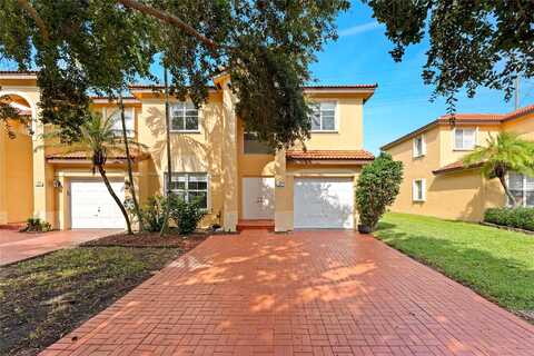 Forest Oak, DAVIE, FL 33325