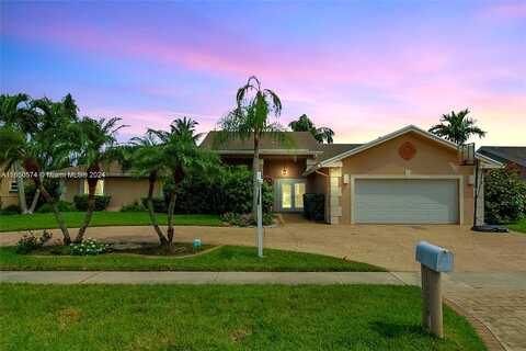 2Nd, PEMBROKE PINES, FL 33029