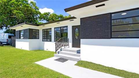 31St, LAUDERHILL, FL 33311