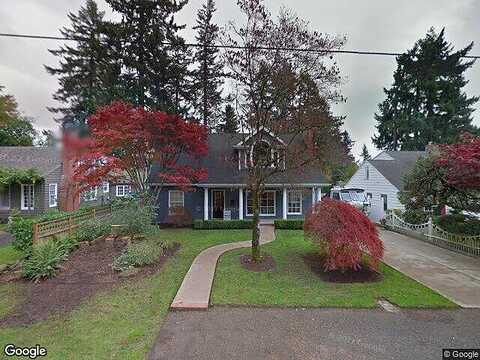 5Th, LAKE OSWEGO, OR 97034