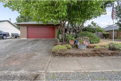 Pinehurst, NEWBERG, OR 97132