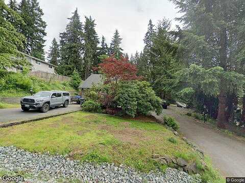 121St, PUYALLUP, WA 98373