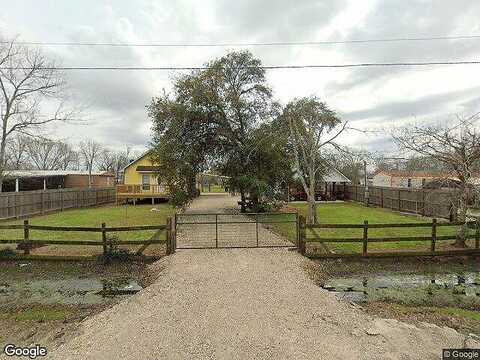 County Road 727B, ANGLETON, TX 77515