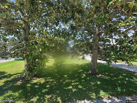 Saunders, TAVARES, FL 32778