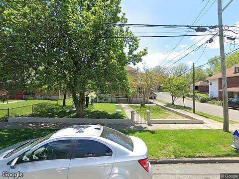 Kenwood, ROANOKE, VA 24013