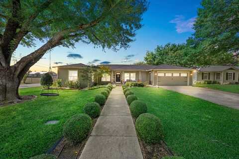 Bryson, WAXAHACHIE, TX 75165