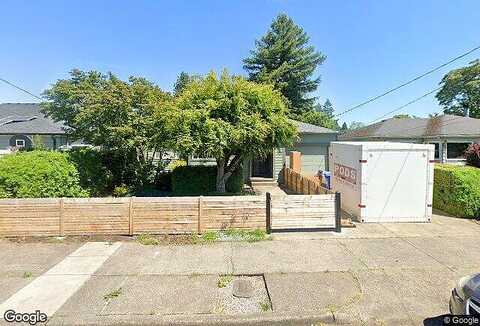 74Th, PORTLAND, OR 97206