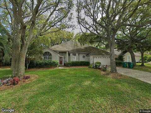 Taurus, FERNANDINA BEACH, FL 32034