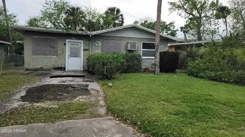 Caroline, DAYTONA BEACH, FL 32114