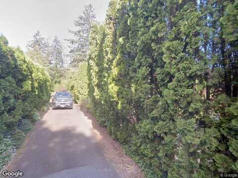 34Th, PORTLAND, OR 97219