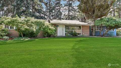 Mount Tacoma, LAKEWOOD, WA 98498