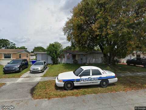 Tyler, HOLLYWOOD, FL 33024